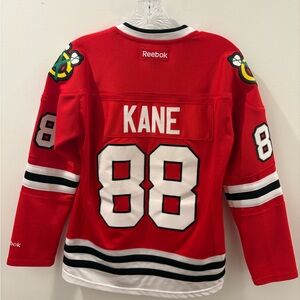 Women’s Chicago Blackhawks Jersey Size Small- Kane (88)